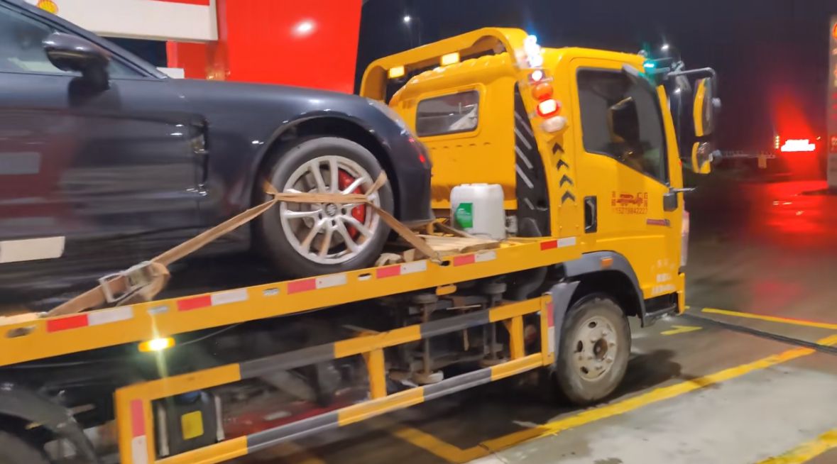 东莞行车途中遇到突发状况该如何呼叫道路救援？